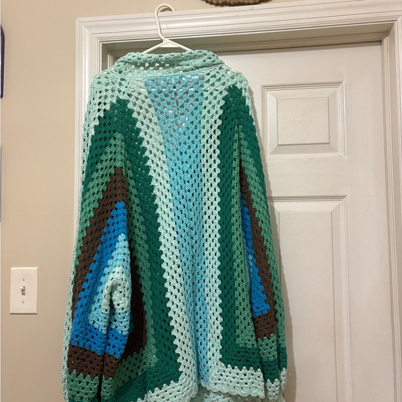 Chasing unicorn crochet sweater - Picture 2 of 4